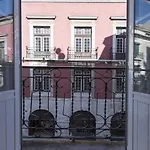Downtown Doll'S House Apartment