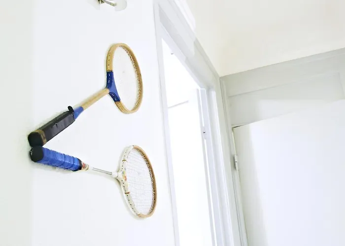 Downtown Doll's House