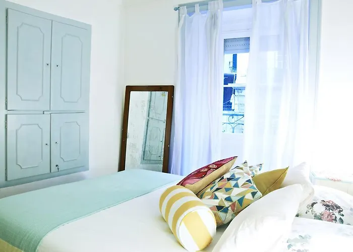 Downtown Doll's House *