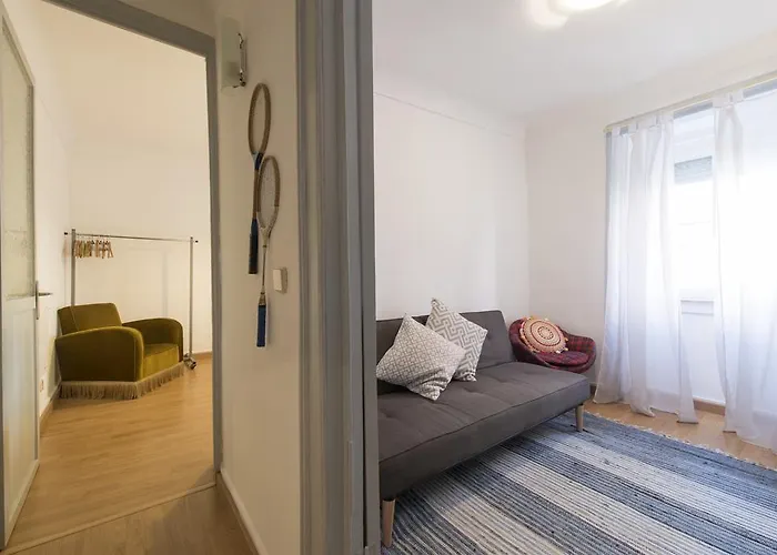 Downtown Doll's House *