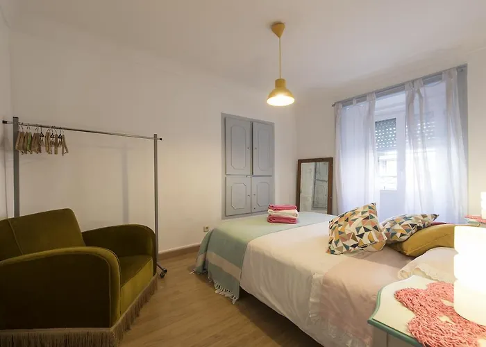 Downtown Doll's House