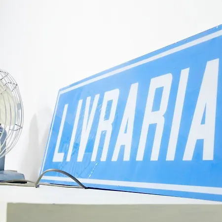 Downtown Doll's House * Lisbona